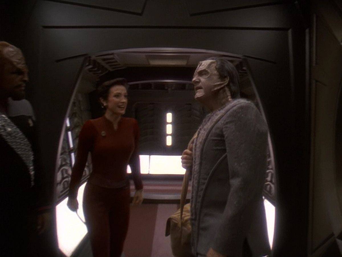 extant_StarTrek_DS9_5x19-TiesOfBloodAndWater_00125.jpg