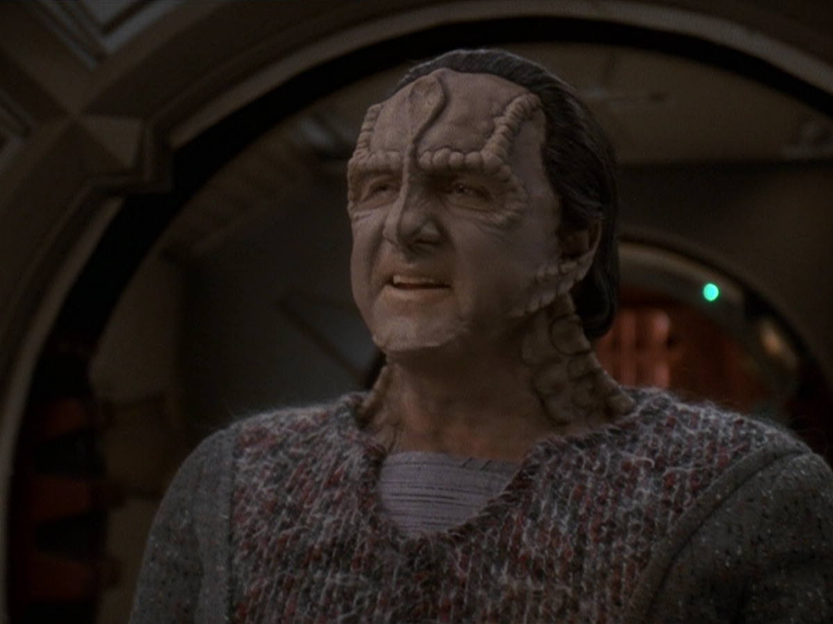 extant_StarTrek_DS9_5x19-TiesOfBloodAndWater_00164.jpg