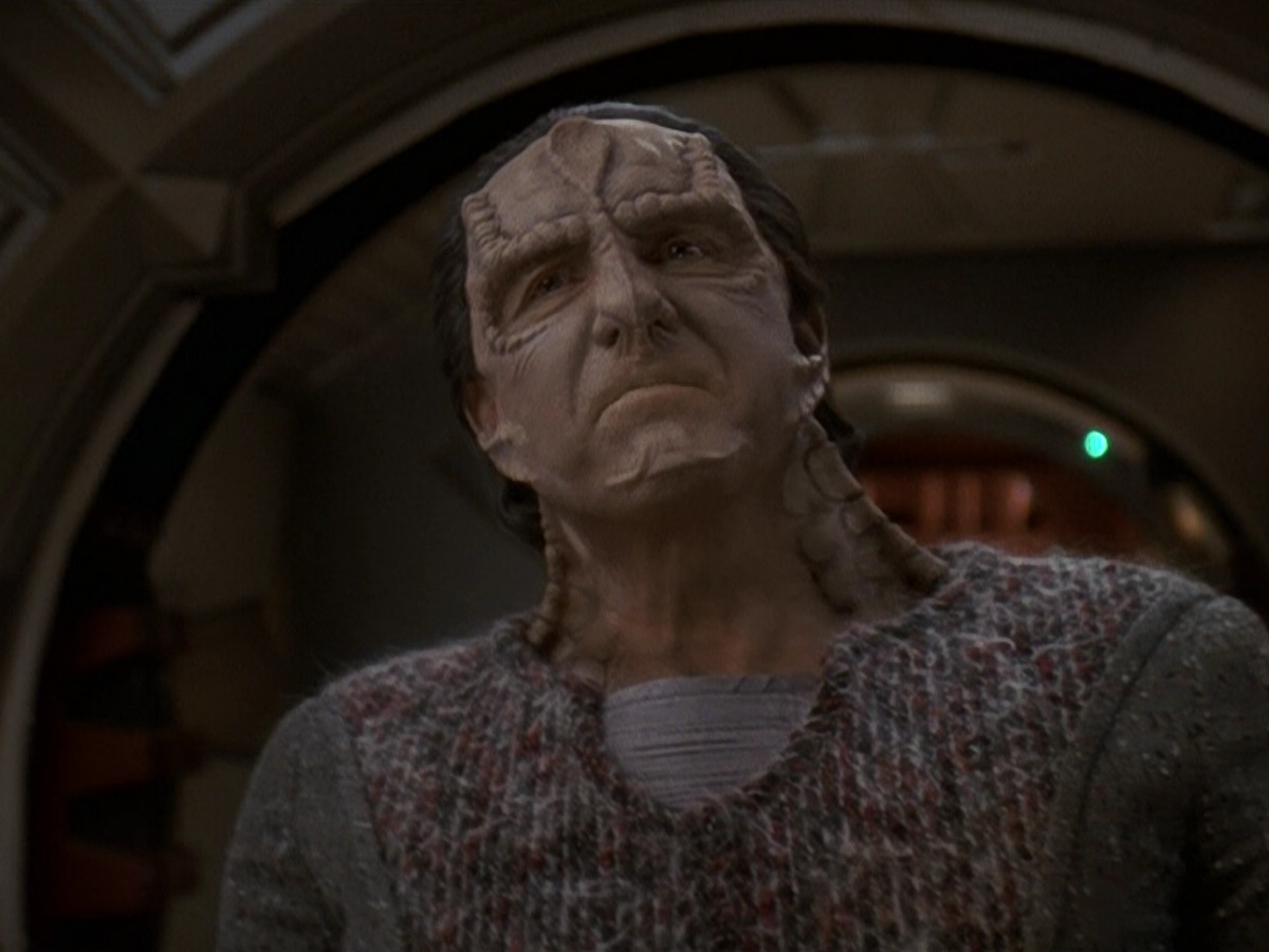 extant_StarTrek_DS9_5x19-TiesOfBloodAndWater_00171.jpg