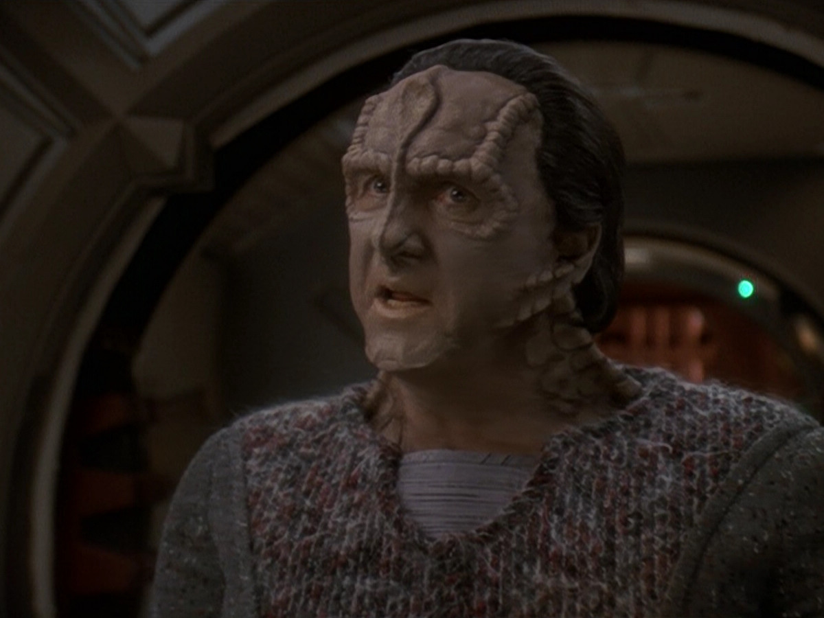extant_StarTrek_DS9_5x19-TiesOfBloodAndWater_00176.jpg