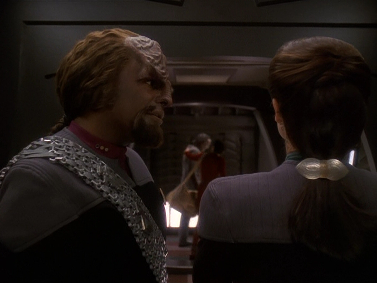 extant_StarTrek_DS9_5x19-TiesOfBloodAndWater_00192.jpg