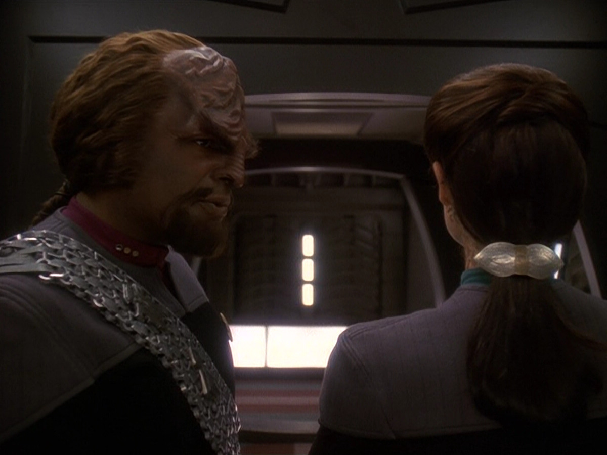 extant_StarTrek_DS9_5x19-TiesOfBloodAndWater_00196.jpg