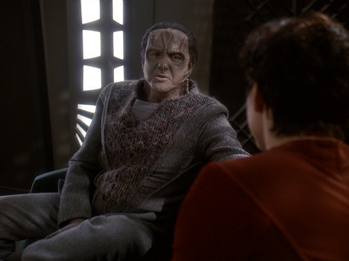 extant_StarTrek_DS9_5x19-TiesOfBloodAndWater_00320.jpg