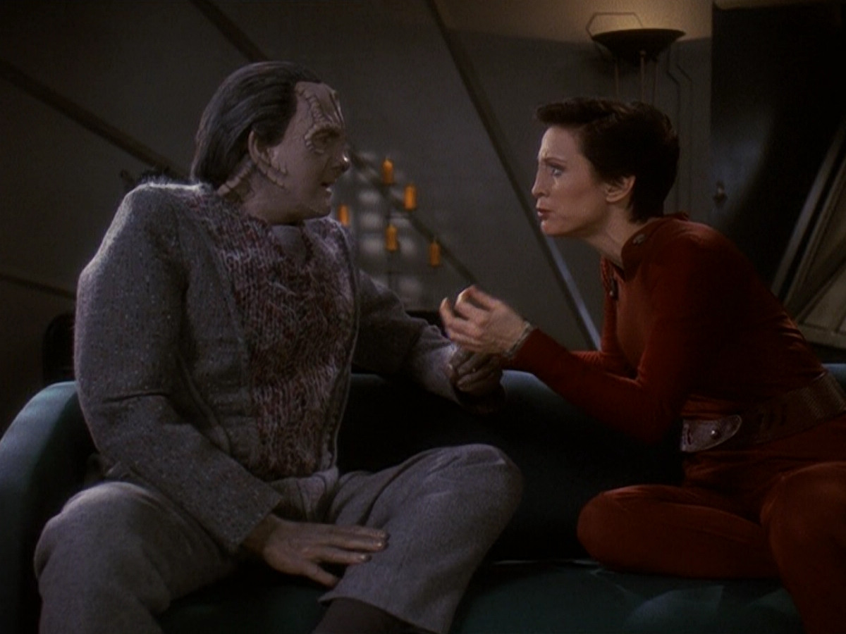 extant_StarTrek_DS9_5x19-TiesOfBloodAndWater_00358.jpg