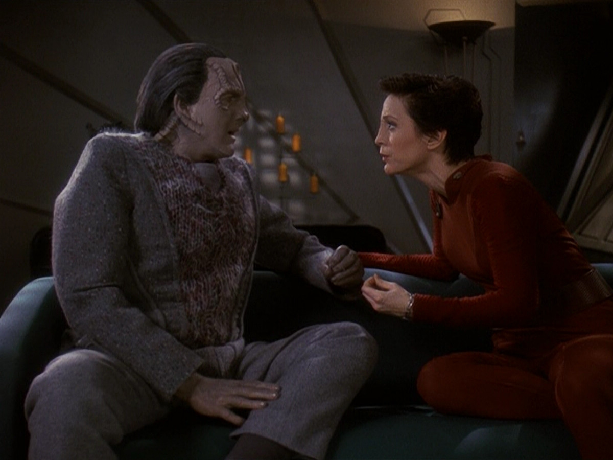 extant_StarTrek_DS9_5x19-TiesOfBloodAndWater_00361.jpg