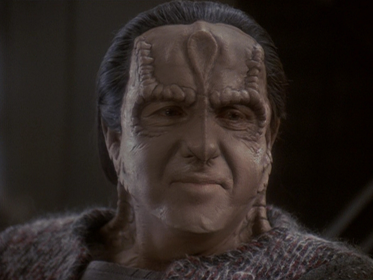 extant_StarTrek_DS9_5x19-TiesOfBloodAndWater_00393.jpg