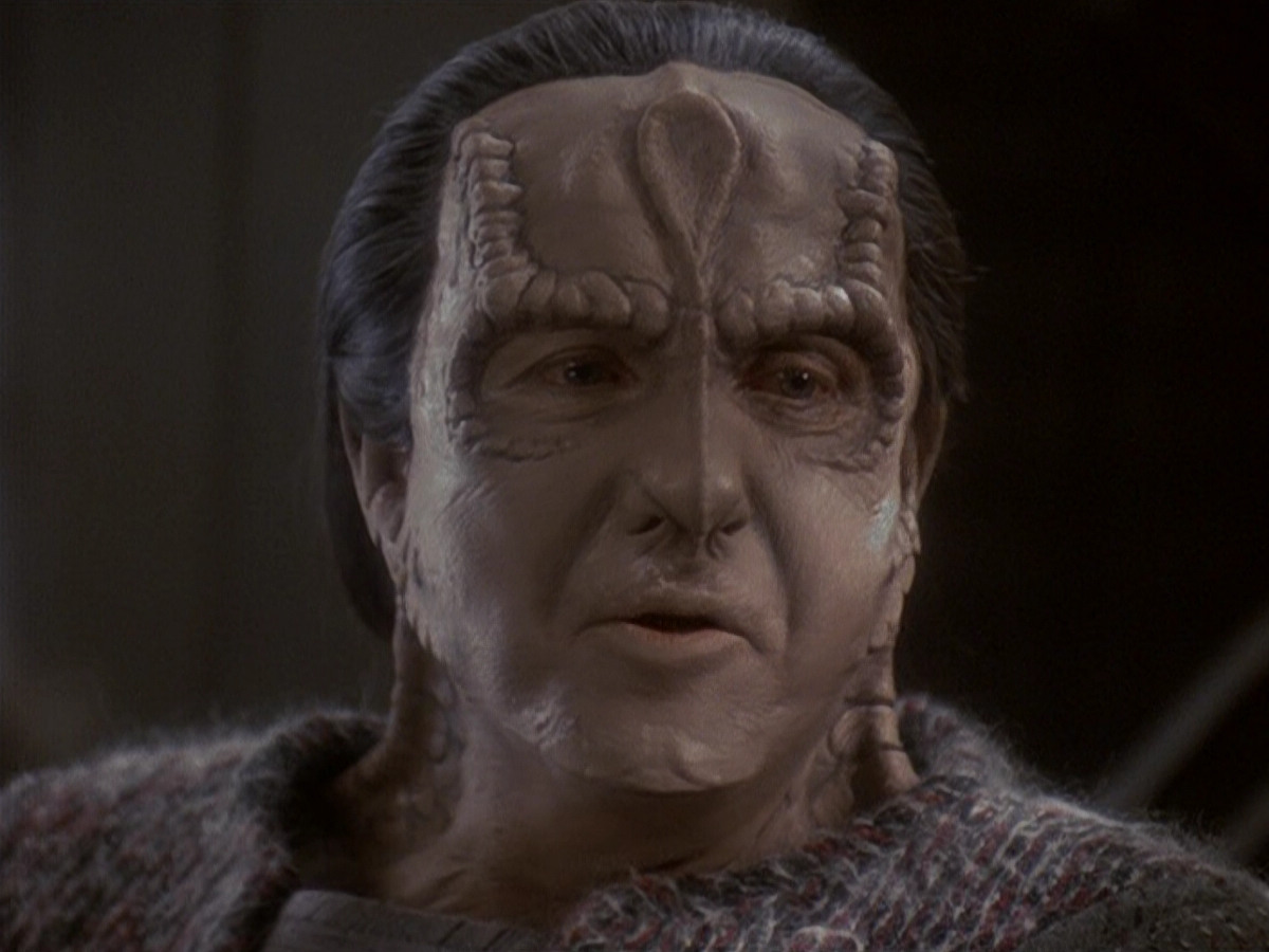 extant_StarTrek_DS9_5x19-TiesOfBloodAndWater_00394.jpg