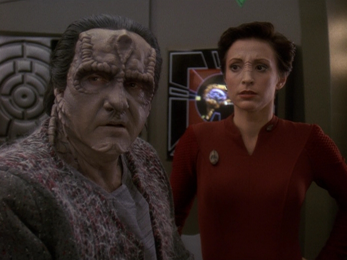 extant_StarTrek_DS9_5x19-TiesOfBloodAndWater_00609.jpg