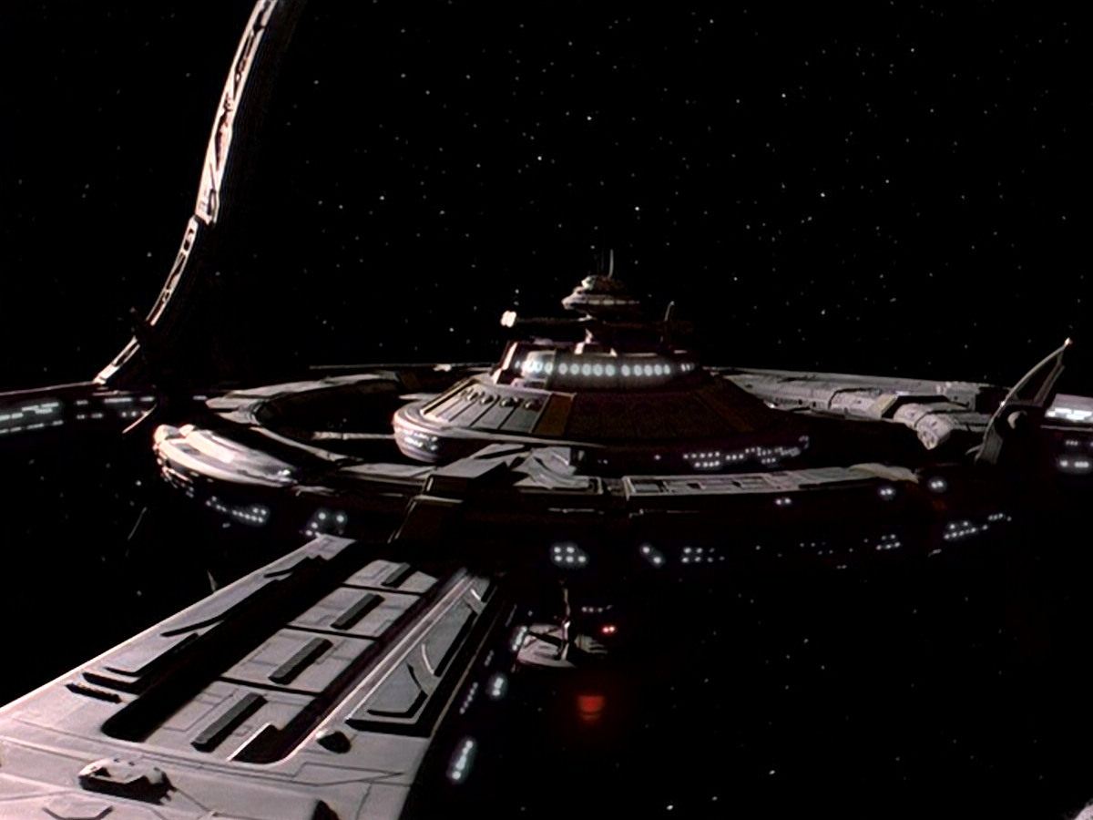 extant_StarTrek_DS9_5x19-TiesOfBloodAndWater_00632.jpg