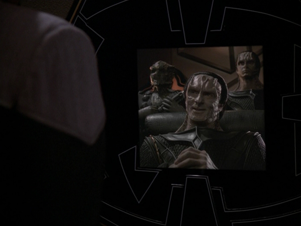 extant_StarTrek_DS9_5x19-TiesOfBloodAndWater_00667.jpg