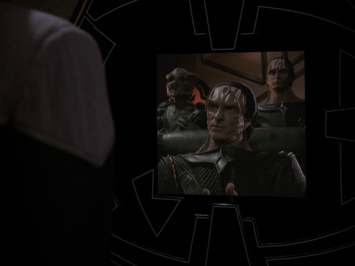 extant_StarTrek_DS9_5x19-TiesOfBloodAndWater_00718.jpg
