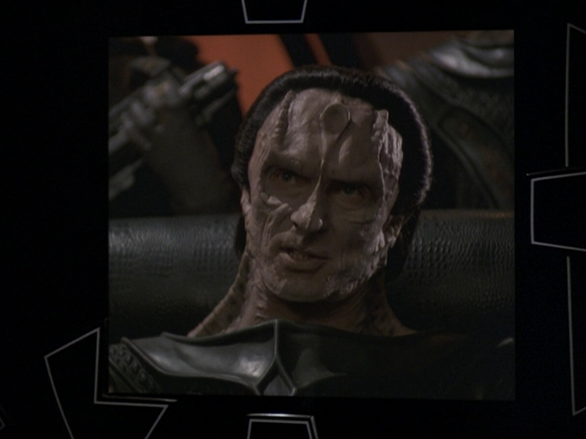 extant_StarTrek_DS9_5x19-TiesOfBloodAndWater_00740.jpg