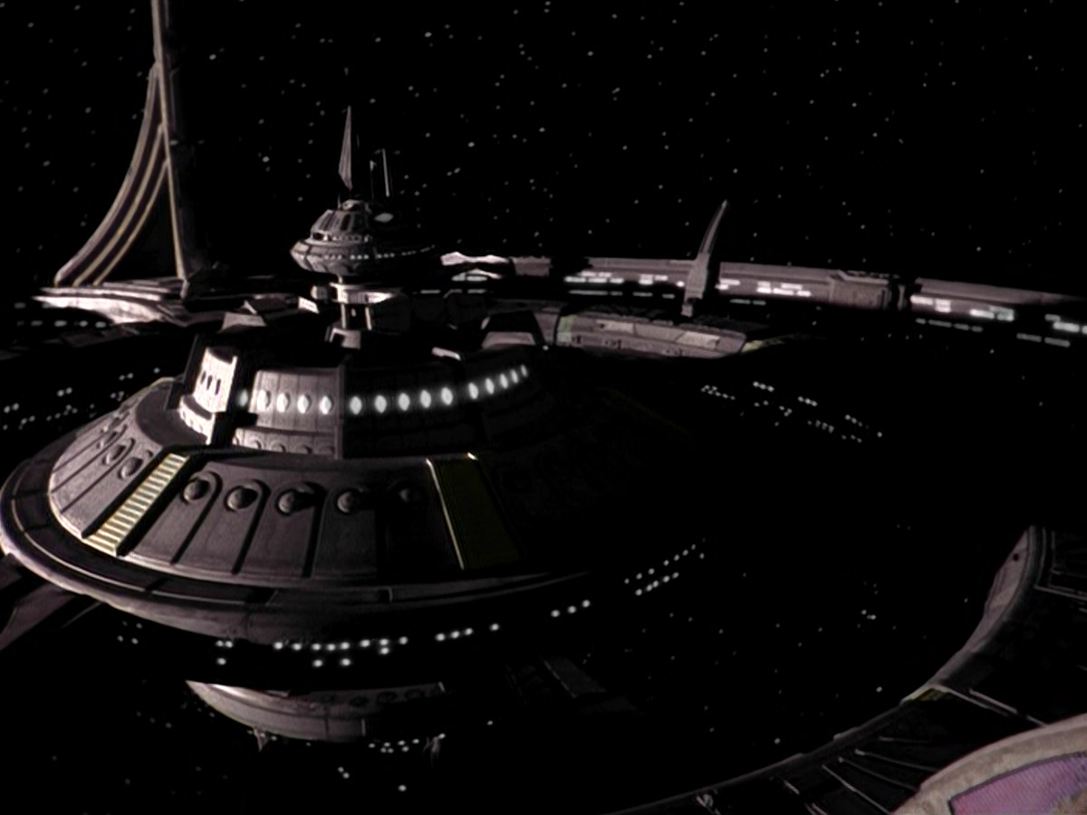 extant_StarTrek_DS9_5x19-TiesOfBloodAndWater_00792.jpg