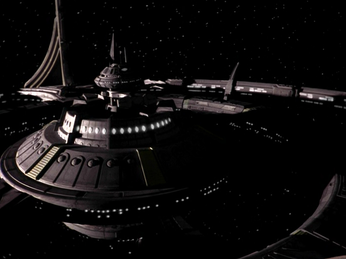 extant_StarTrek_DS9_5x19-TiesOfBloodAndWater_00793.jpg