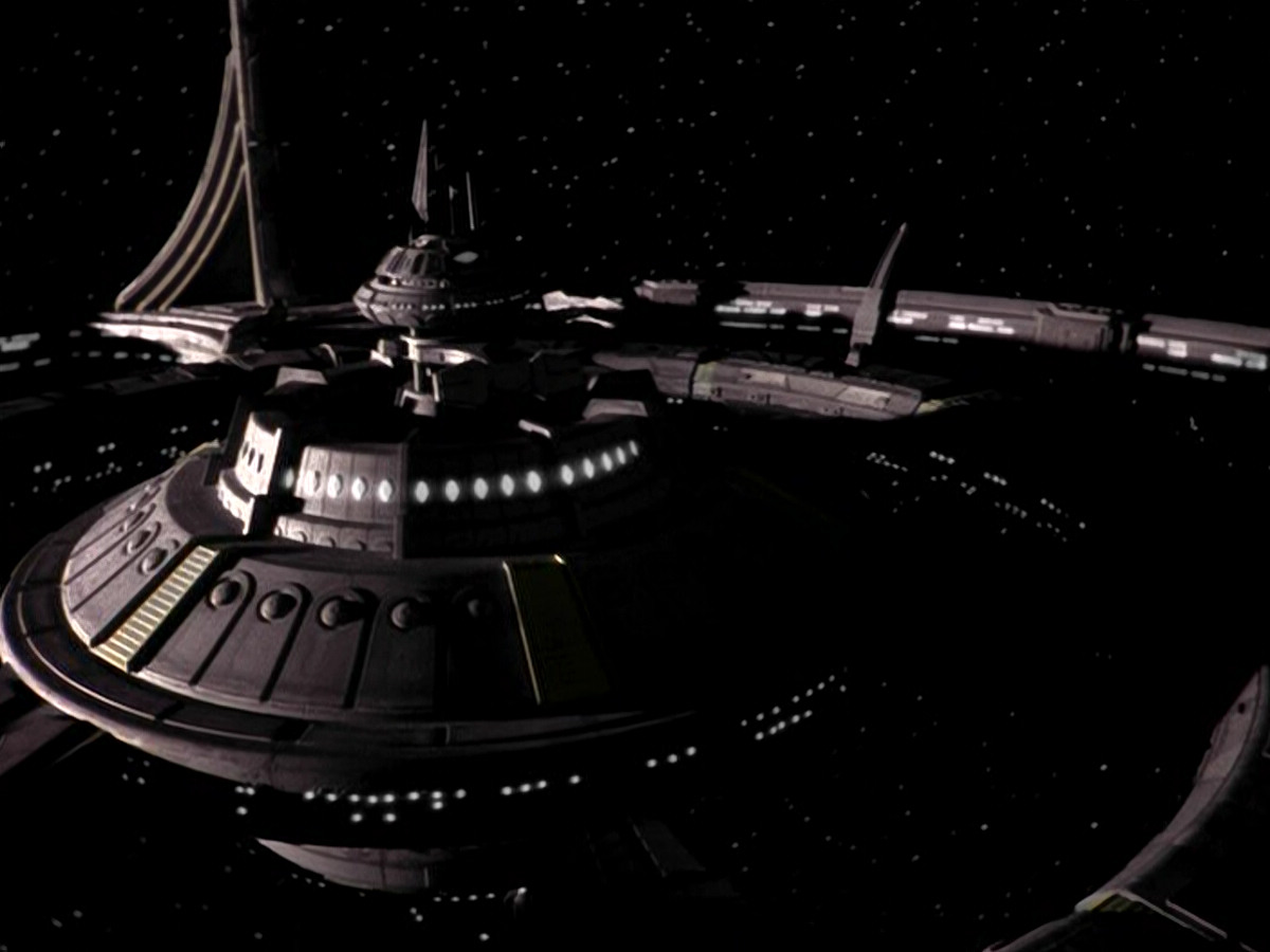 extant_StarTrek_DS9_5x19-TiesOfBloodAndWater_00794.jpg