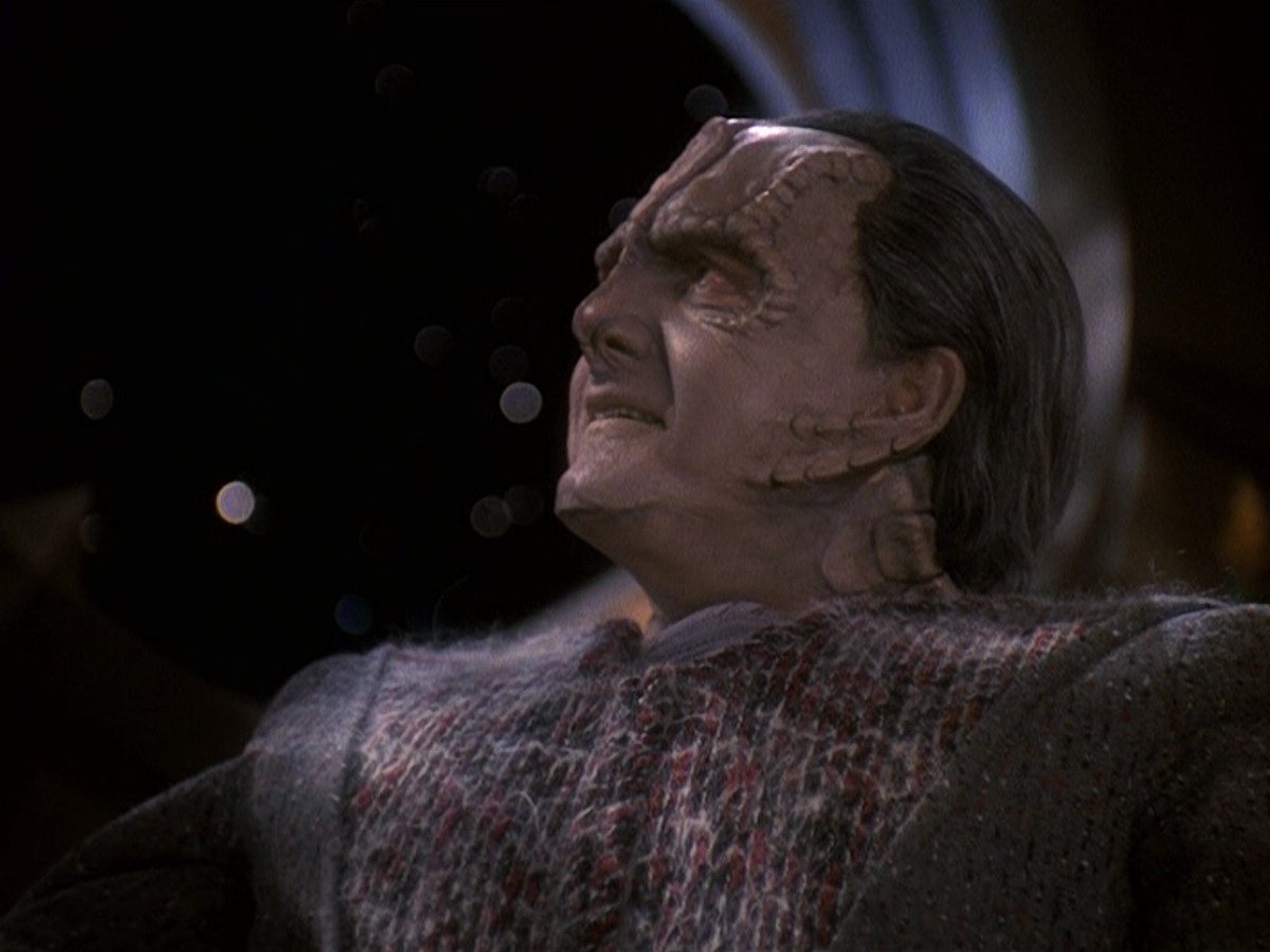 extant_StarTrek_DS9_5x19-TiesOfBloodAndWater_00871.jpg
