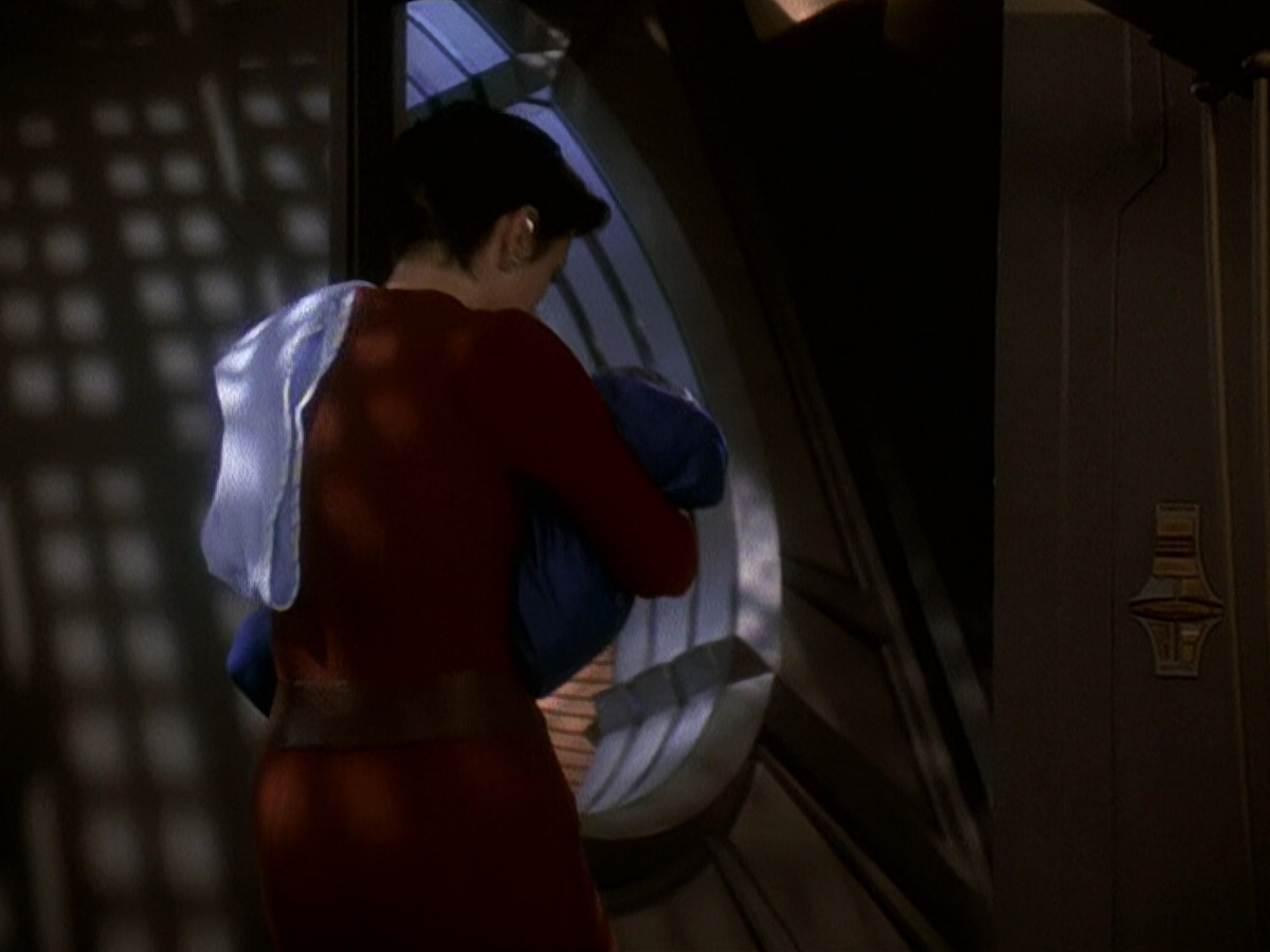 extant_StarTrek_DS9_5x19-TiesOfBloodAndWater_00915.jpg