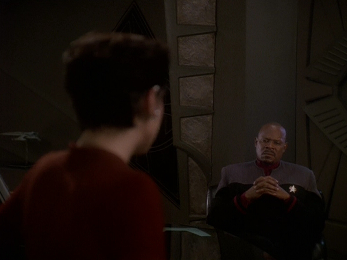 extant_StarTrek_DS9_5x19-TiesOfBloodAndWater_01184.jpg
