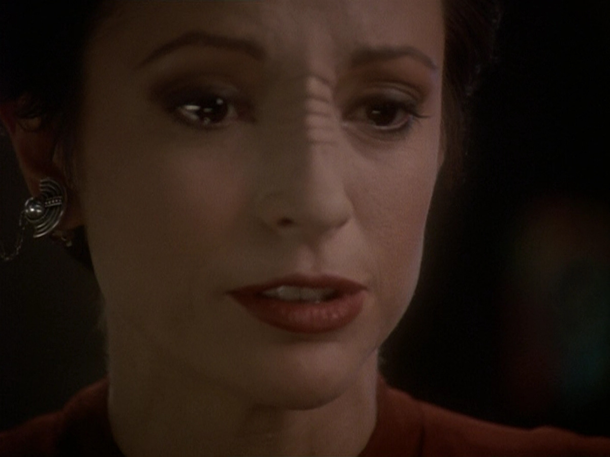 extant_StarTrek_DS9_5x19-TiesOfBloodAndWater_01304.jpg