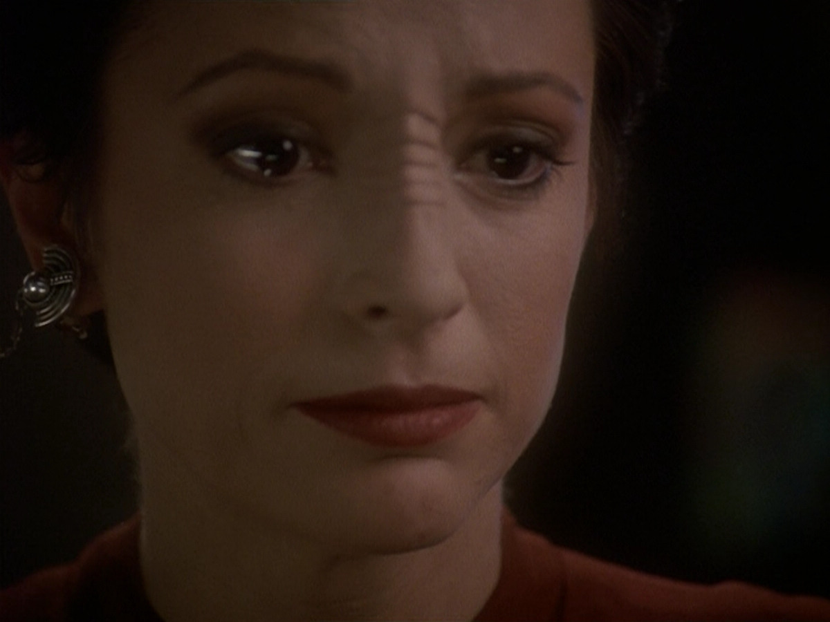 extant_StarTrek_DS9_5x19-TiesOfBloodAndWater_01306.jpg