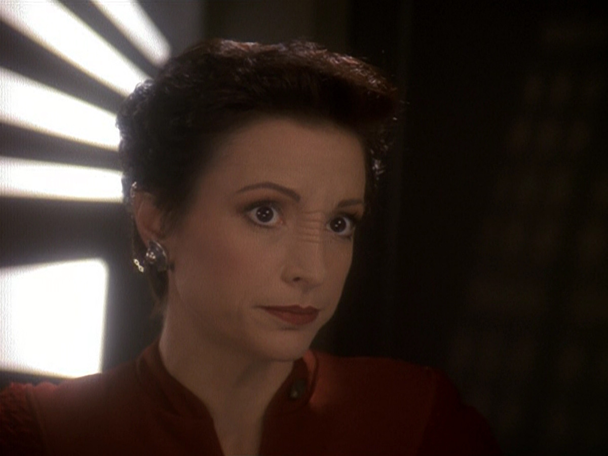 extant_StarTrek_DS9_5x19-TiesOfBloodAndWater_01351.jpg
