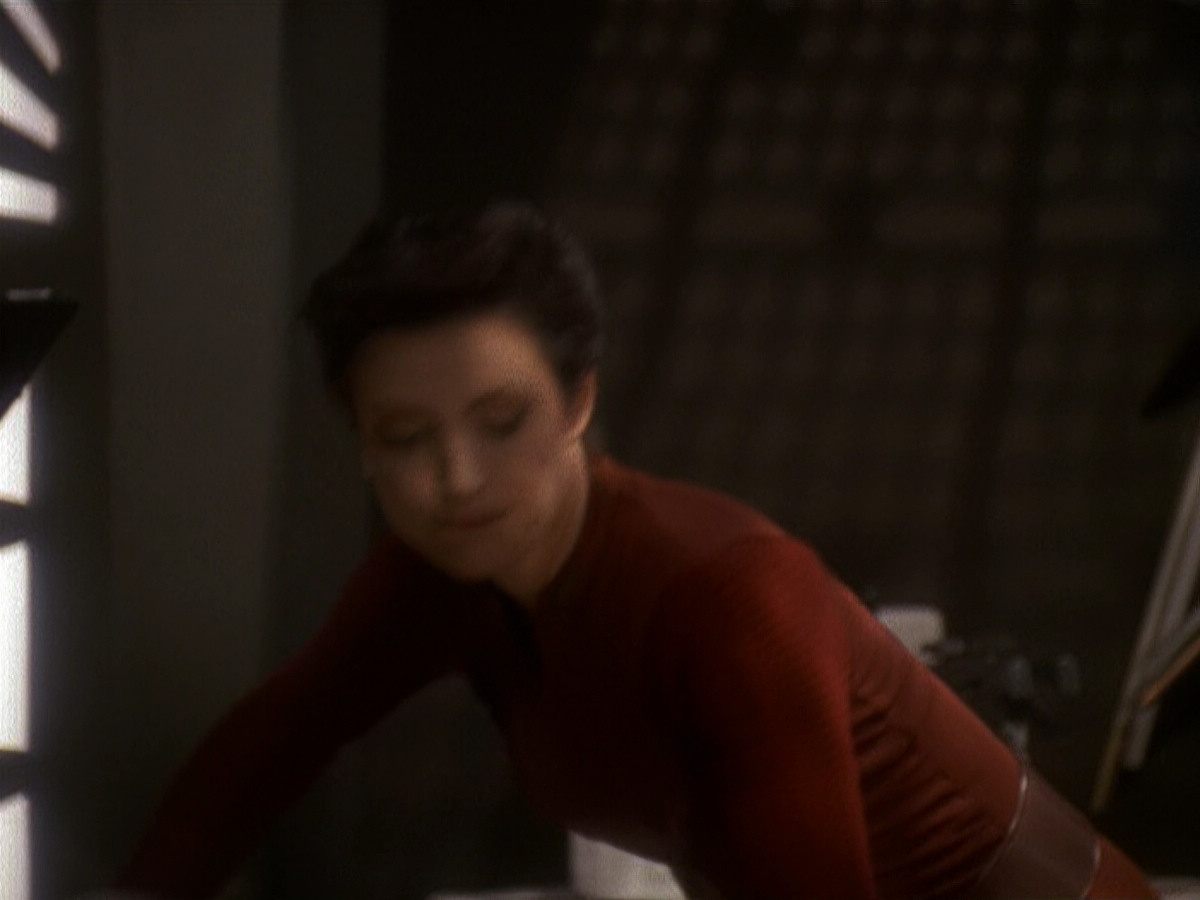 extant_StarTrek_DS9_5x19-TiesOfBloodAndWater_01381.jpg
