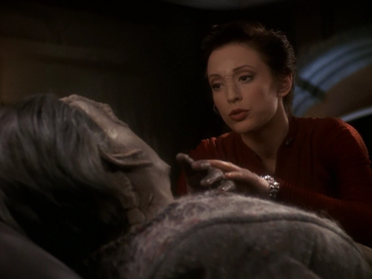 extant_StarTrek_DS9_5x19-TiesOfBloodAndWater_01420.jpg