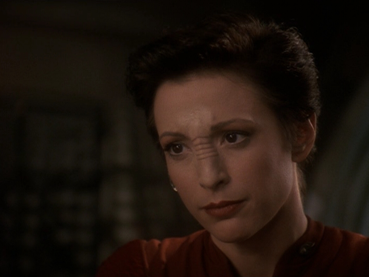 extant_StarTrek_DS9_5x19-TiesOfBloodAndWater_01572.jpg