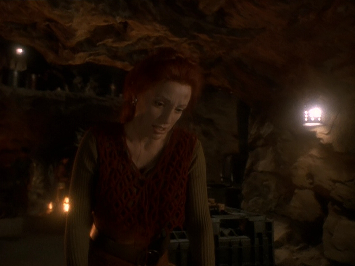 extant_StarTrek_DS9_5x19-TiesOfBloodAndWater_01604.jpg