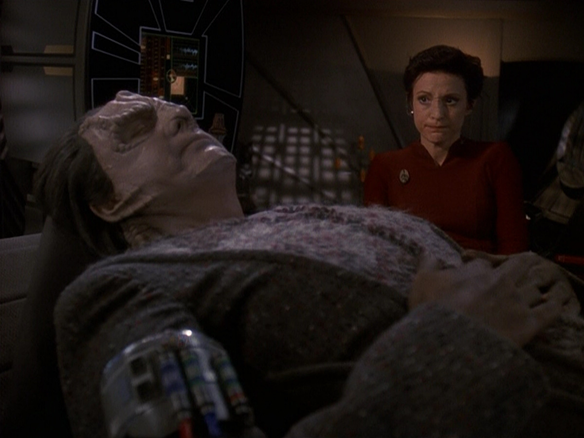 extant_StarTrek_DS9_5x19-TiesOfBloodAndWater_01715.jpg