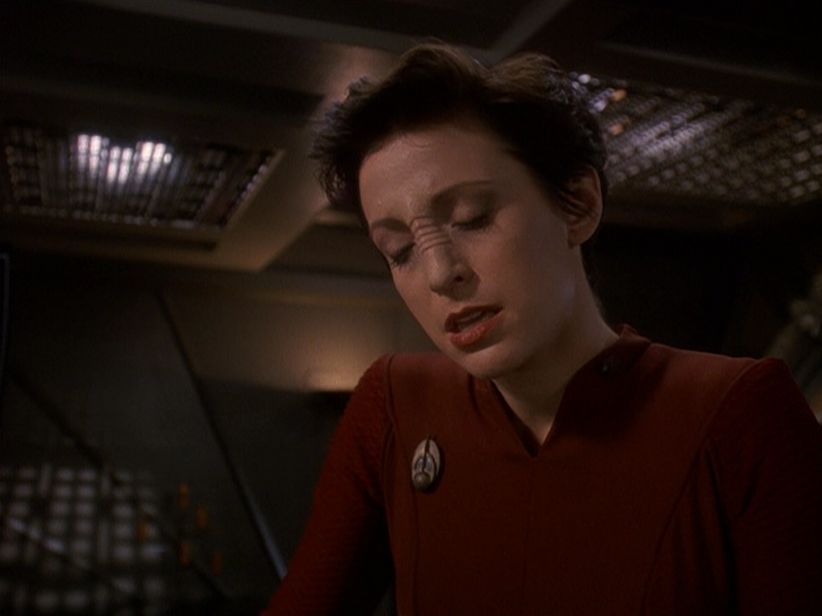 extant_StarTrek_DS9_5x19-TiesOfBloodAndWater_01729.jpg