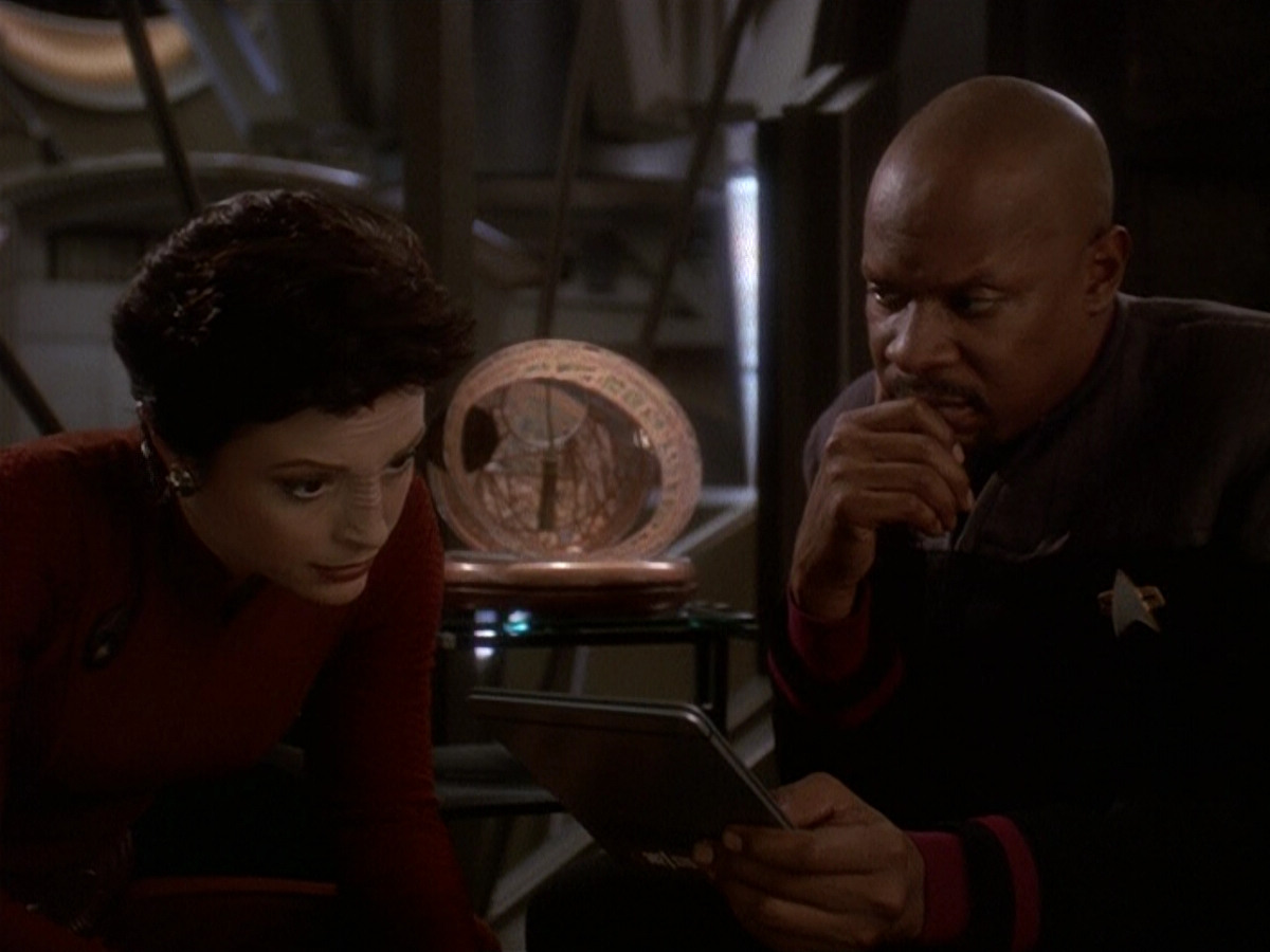 extant_StarTrek_DS9_5x19-TiesOfBloodAndWater_01752.jpg