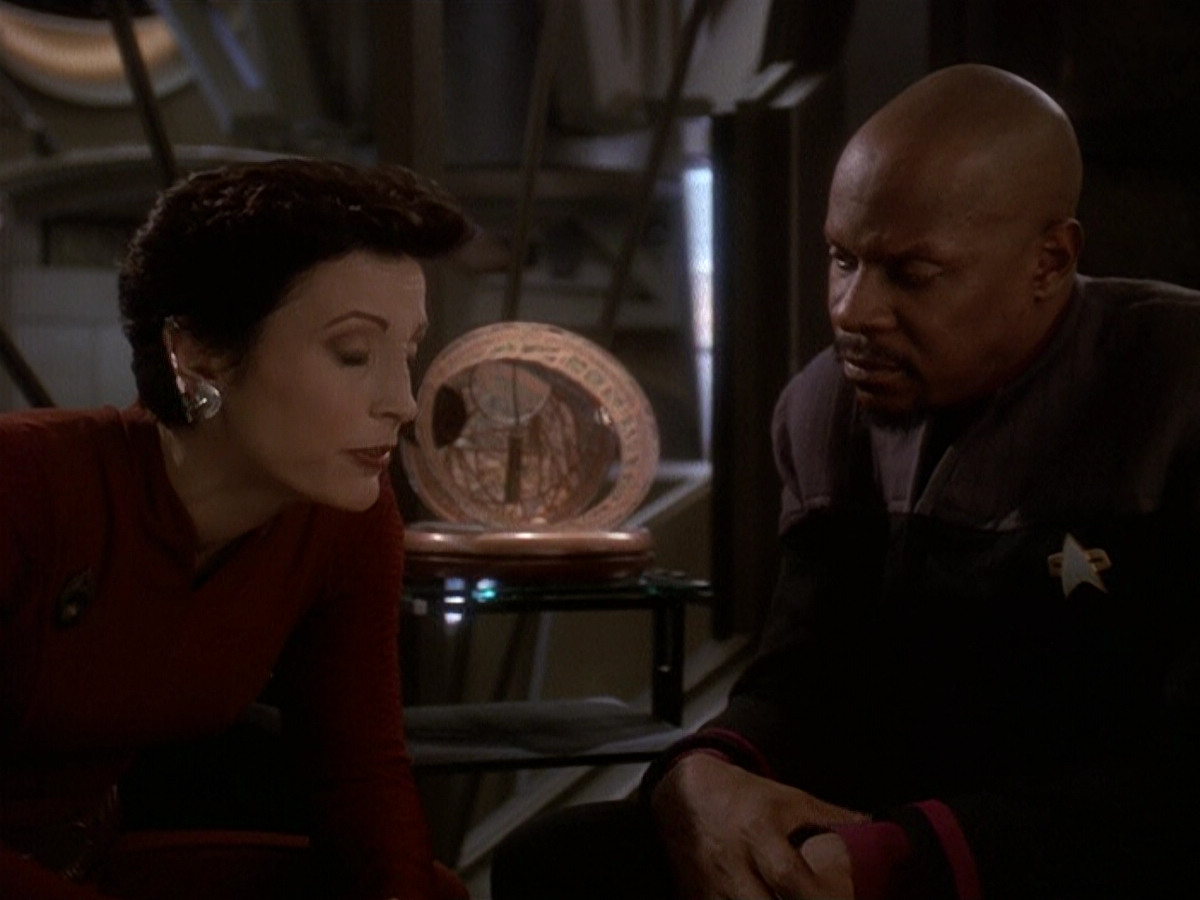 extant_StarTrek_DS9_5x19-TiesOfBloodAndWater_01758.jpg