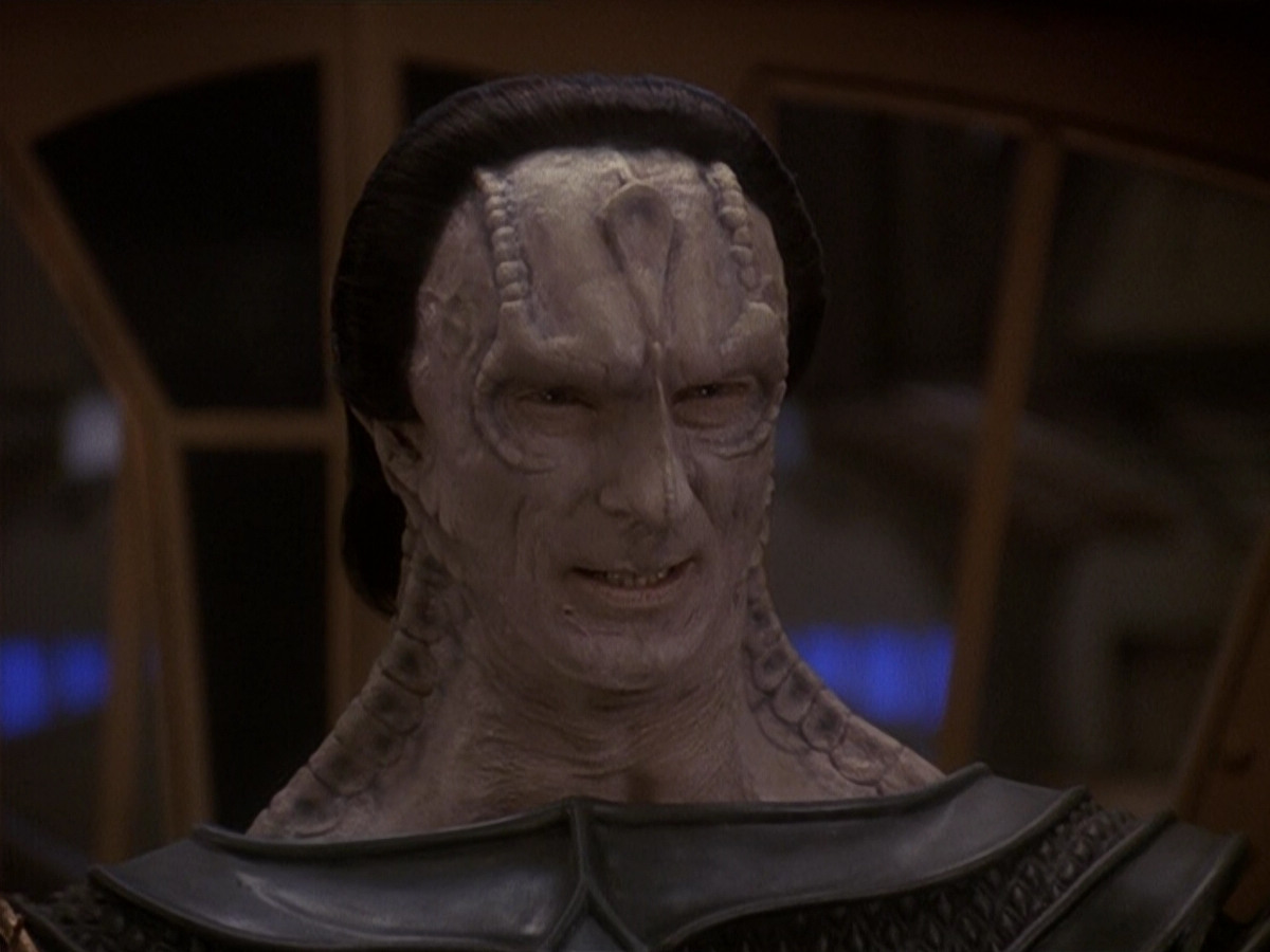 extant_StarTrek_DS9_5x19-TiesOfBloodAndWater_01931.jpg