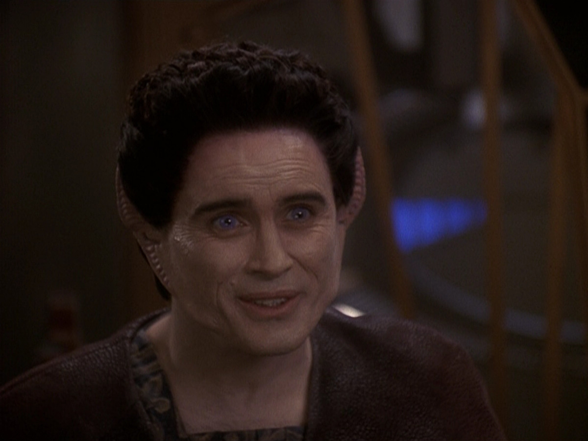 extant_StarTrek_DS9_5x19-TiesOfBloodAndWater_01950.jpg