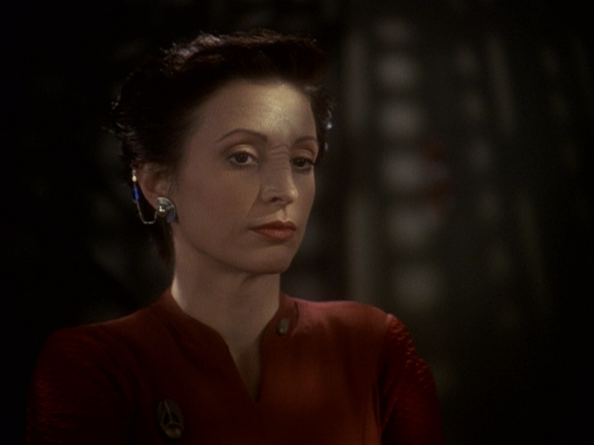 extant_StarTrek_DS9_5x19-TiesOfBloodAndWater_02013.jpg
