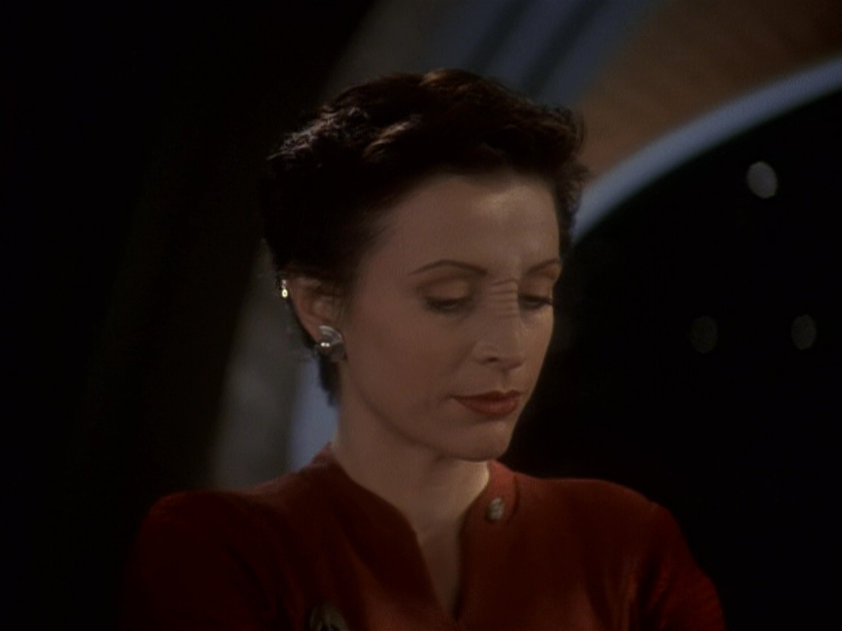 extant_StarTrek_DS9_5x19-TiesOfBloodAndWater_02122.jpg