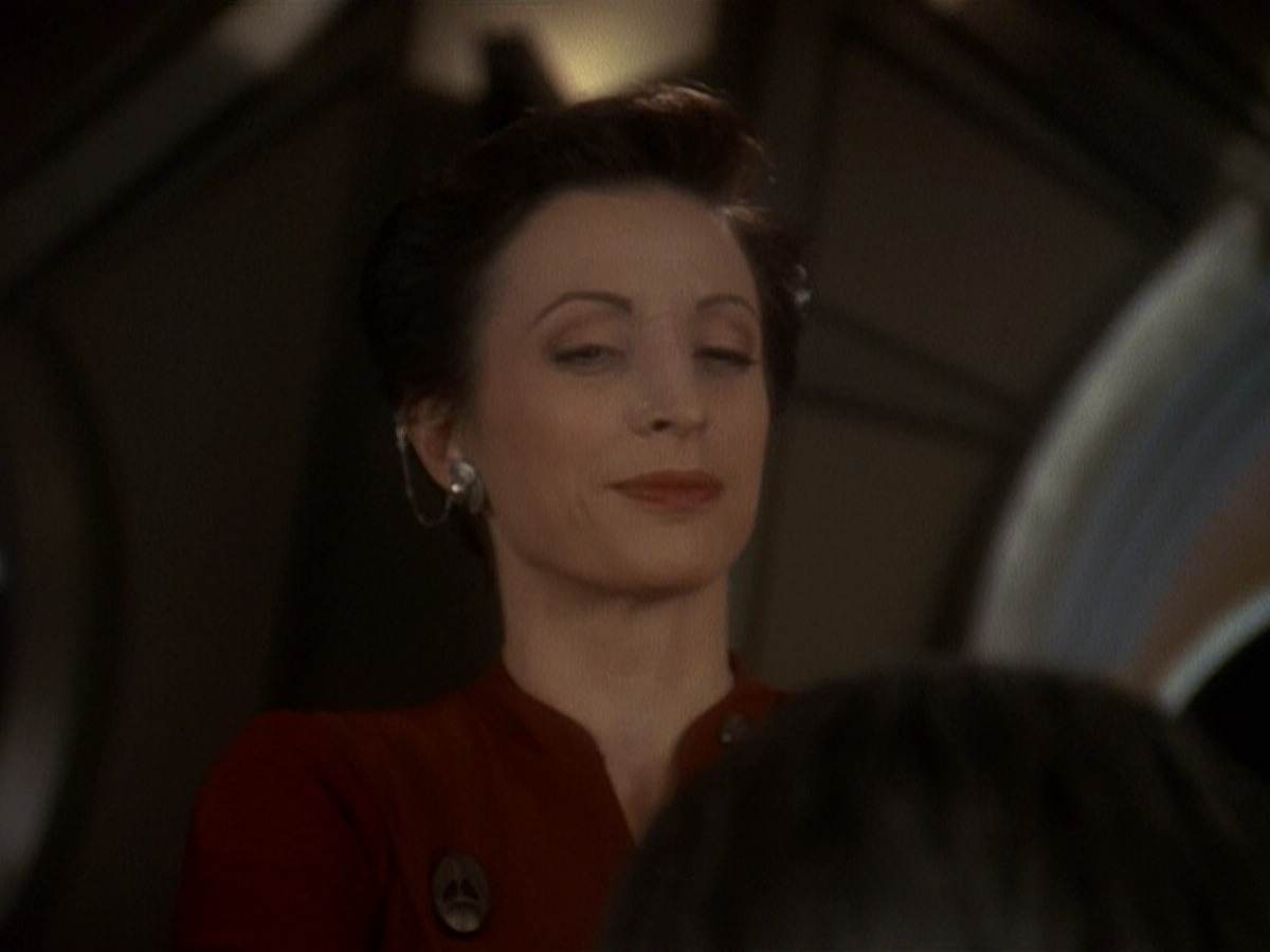 extant_StarTrek_DS9_5x19-TiesOfBloodAndWater_02128.jpg