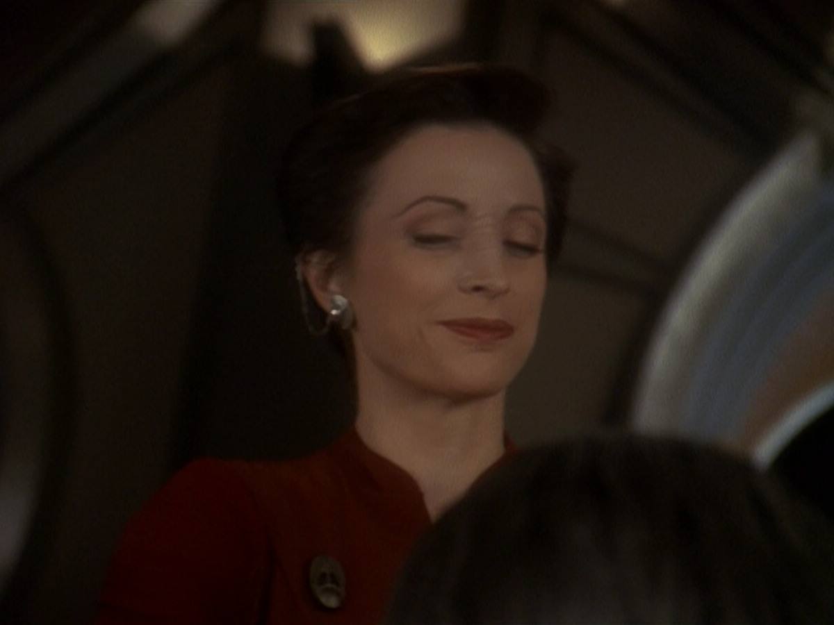 extant_StarTrek_DS9_5x19-TiesOfBloodAndWater_02130.jpg