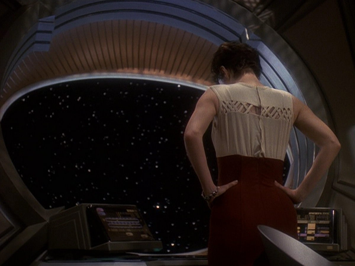 extant_StarTrek_DS9_5x19-TiesOfBloodAndWater_02194.jpg