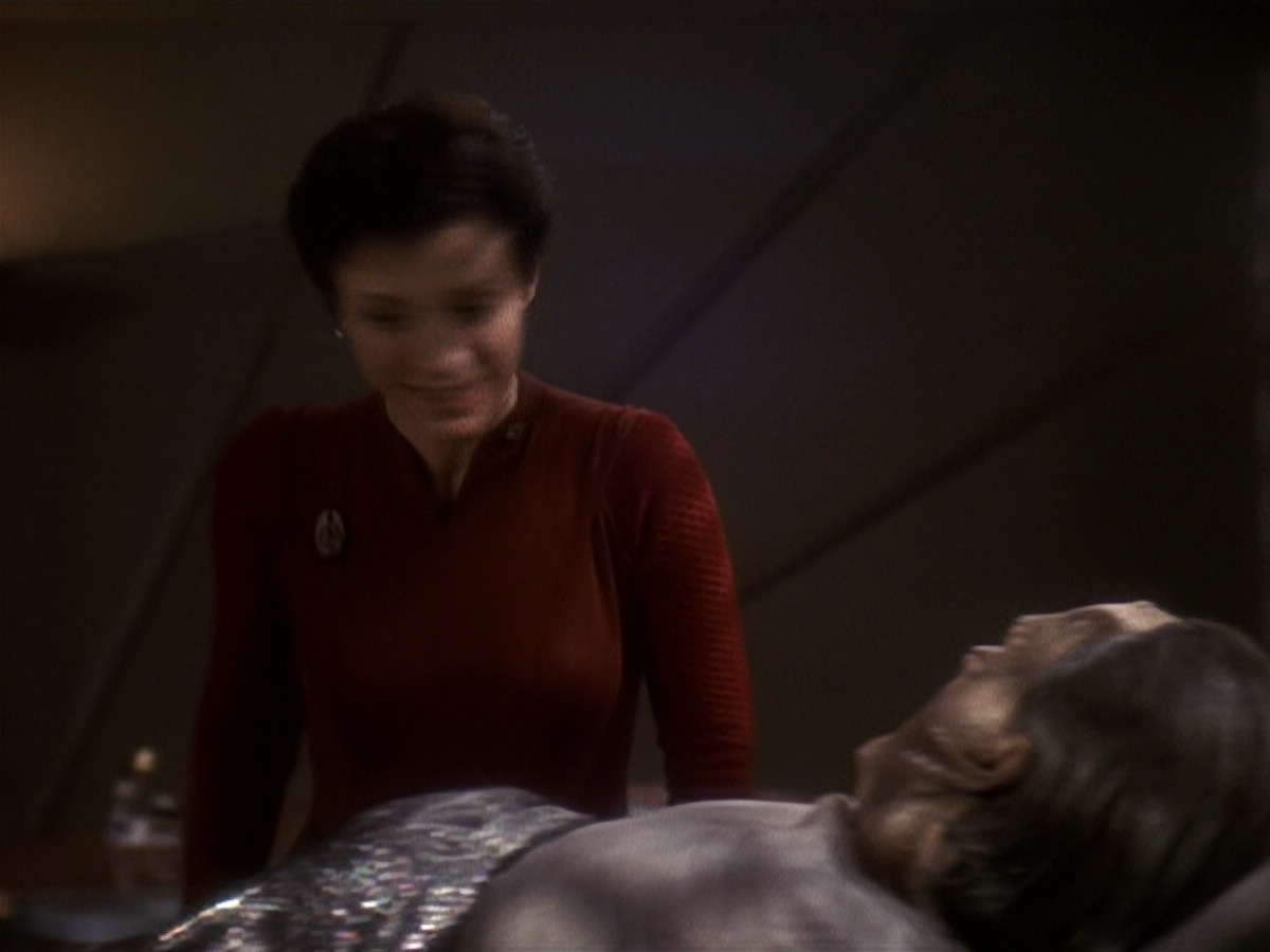 extant_StarTrek_DS9_5x19-TiesOfBloodAndWater_02540.jpg