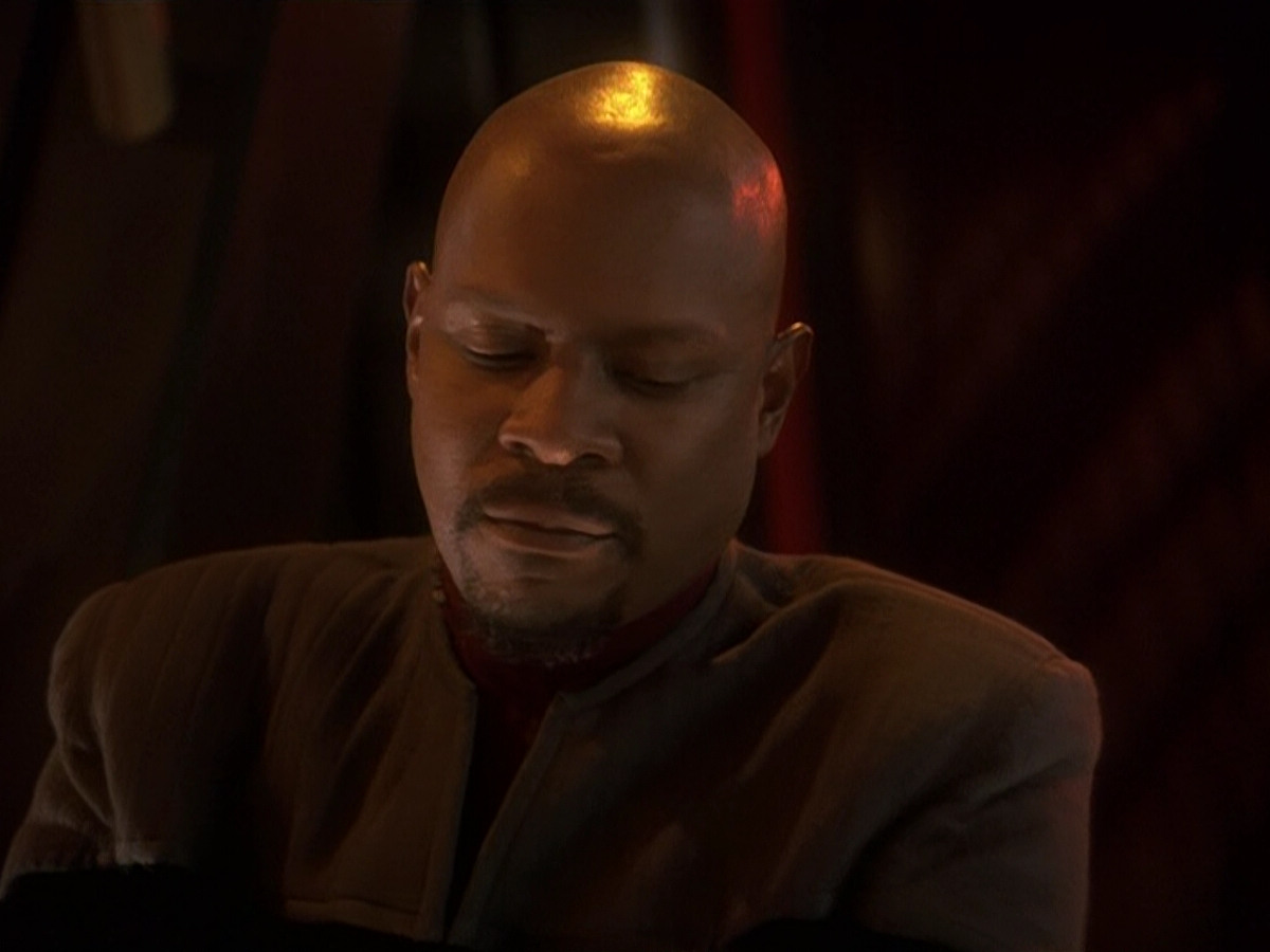 extant_StarTrek_DS9_5x19-TiesOfBloodAndWater_02612.jpg