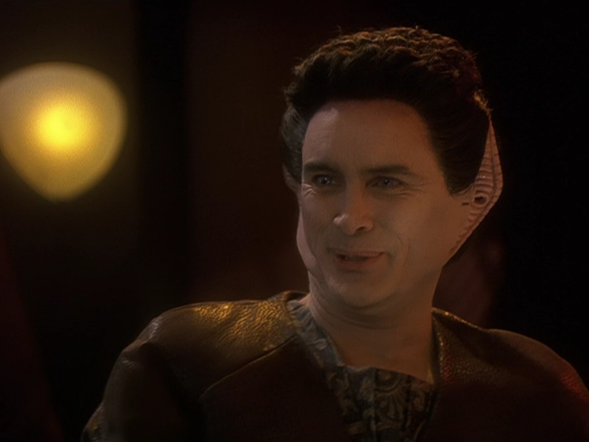 extant_StarTrek_DS9_5x19-TiesOfBloodAndWater_02692.jpg