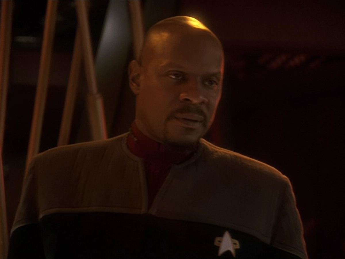 extant_StarTrek_DS9_5x19-TiesOfBloodAndWater_02746.jpg