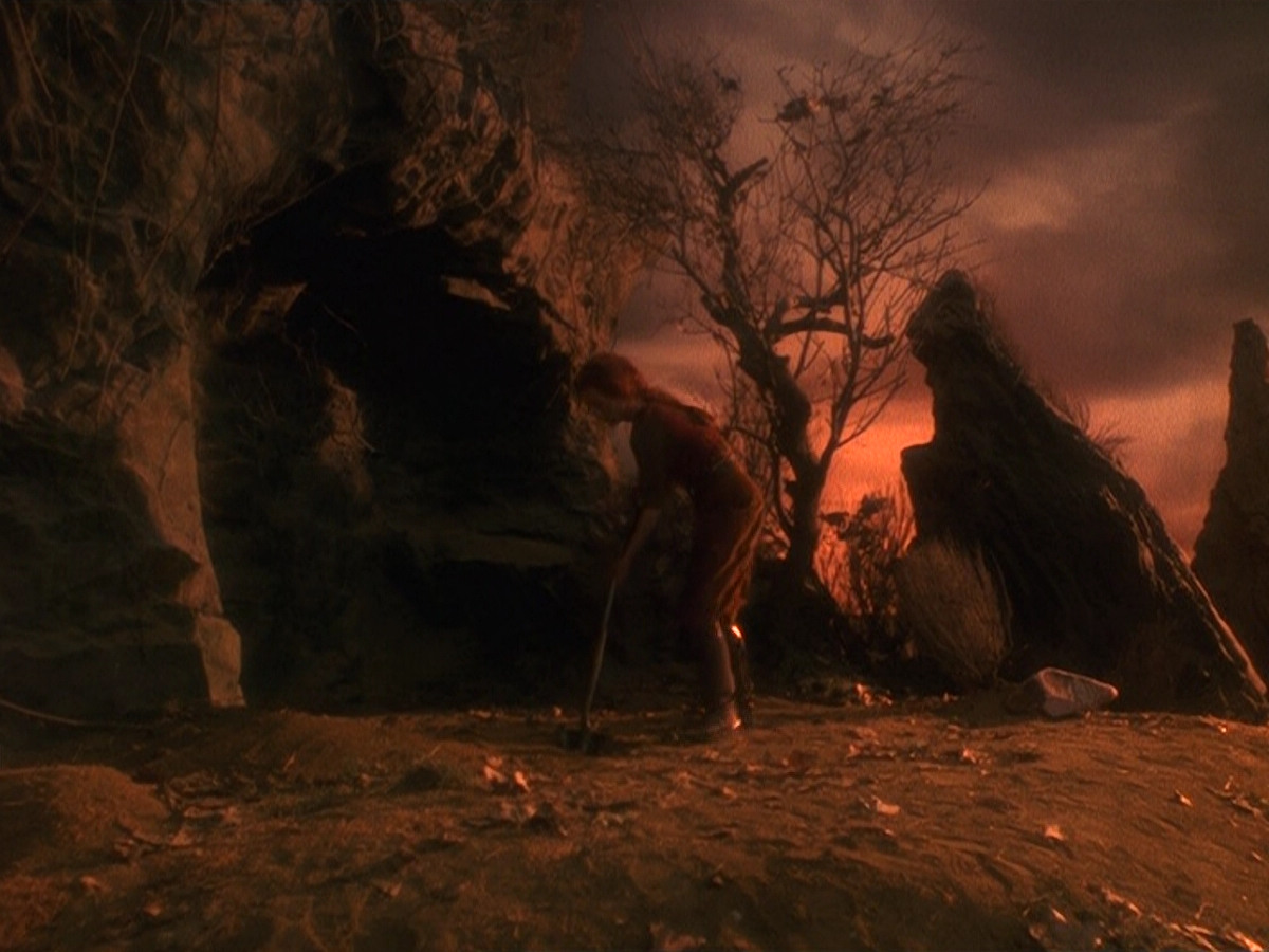 extant_StarTrek_DS9_5x19-TiesOfBloodAndWater_03183.jpg