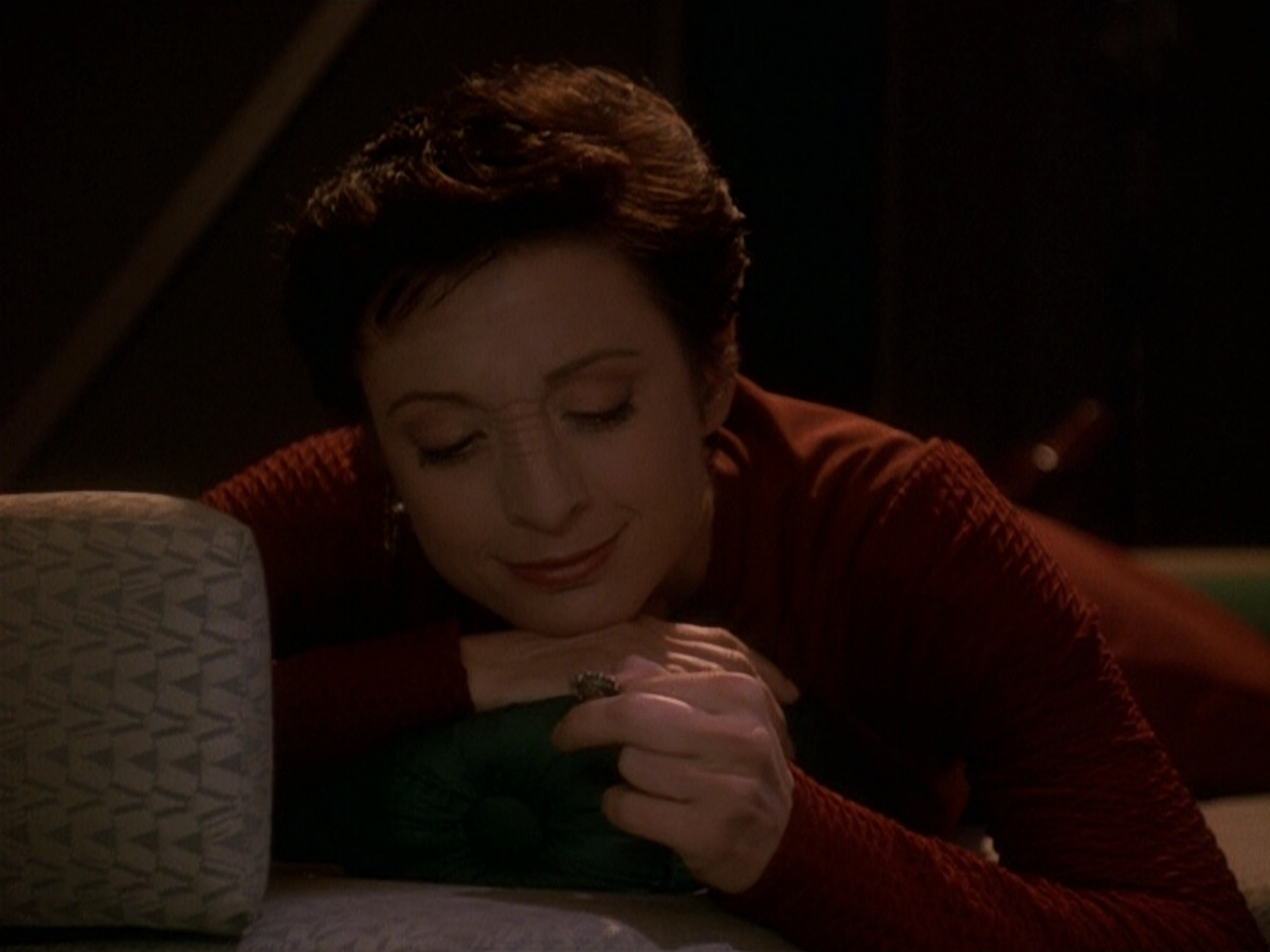 extant_StarTrek_DS9_5x19-TiesOfBloodAndWater_03239.jpg