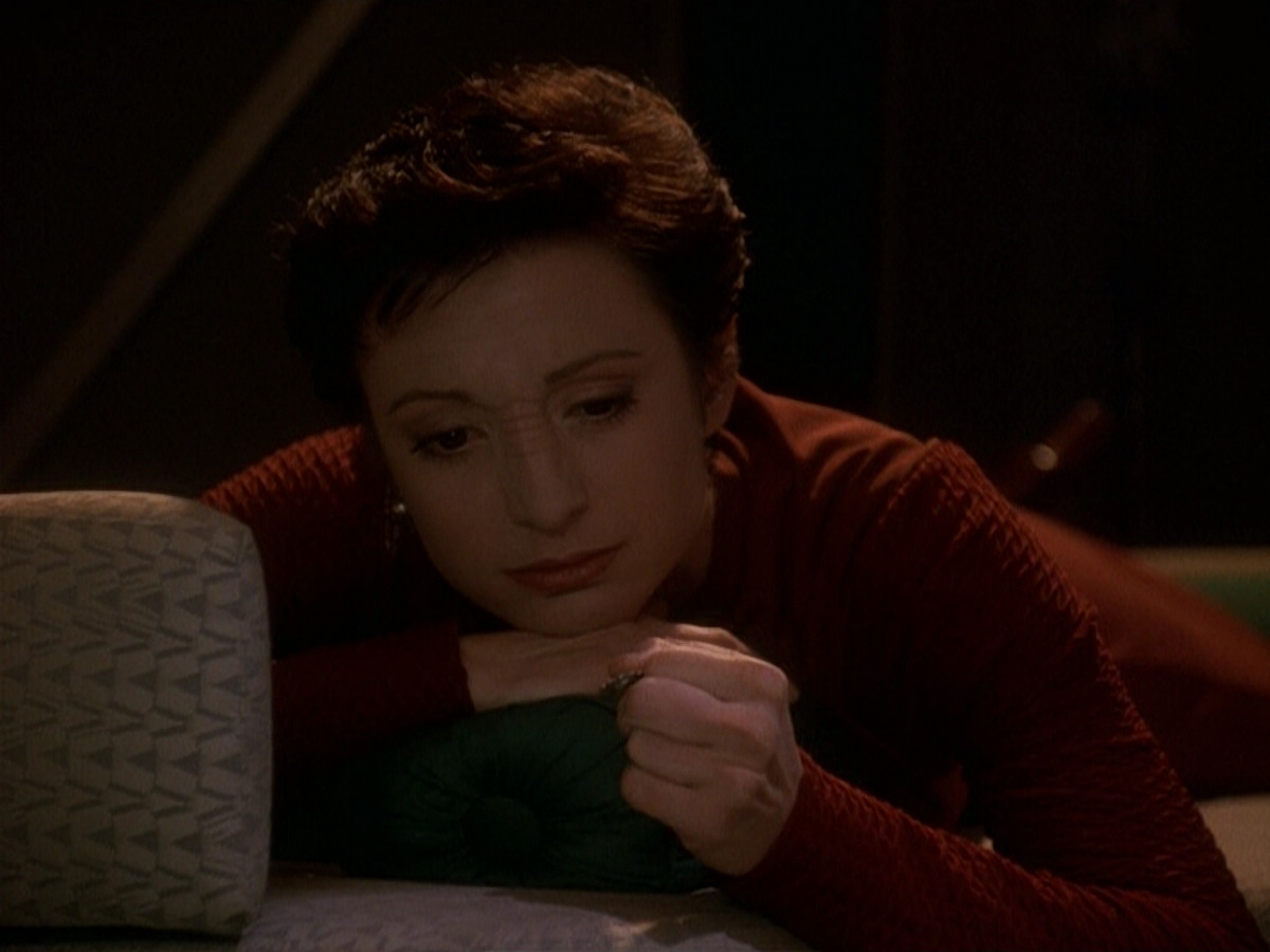 extant_StarTrek_DS9_5x19-TiesOfBloodAndWater_03242.jpg