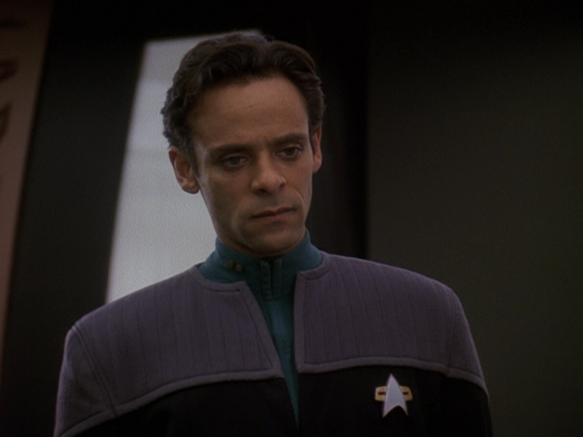 extant_StarTrek_DS9_5x19-TiesOfBloodAndWater_03320.jpg