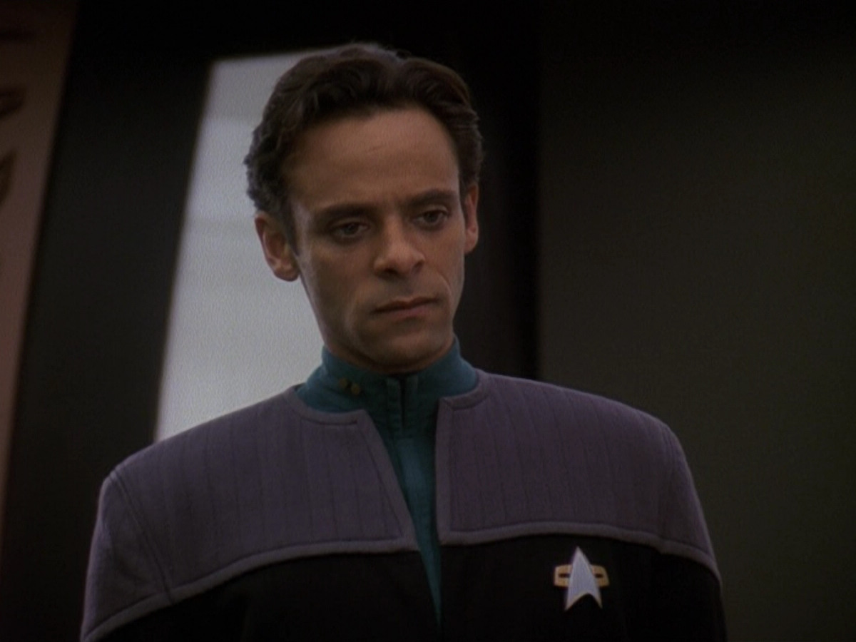 extant_StarTrek_DS9_5x19-TiesOfBloodAndWater_03322.jpg