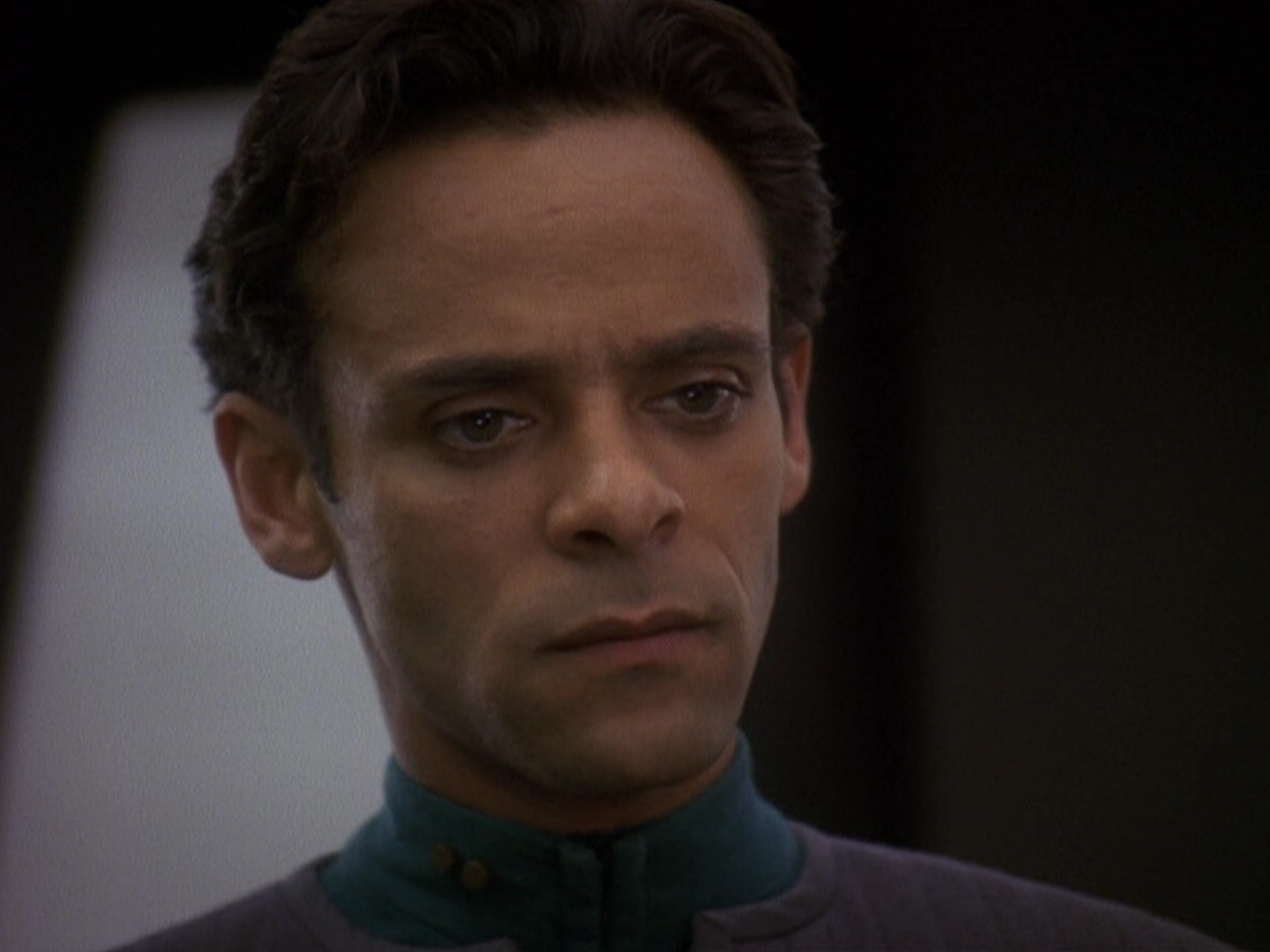 extant_StarTrek_DS9_5x19-TiesOfBloodAndWater_03501.jpg
